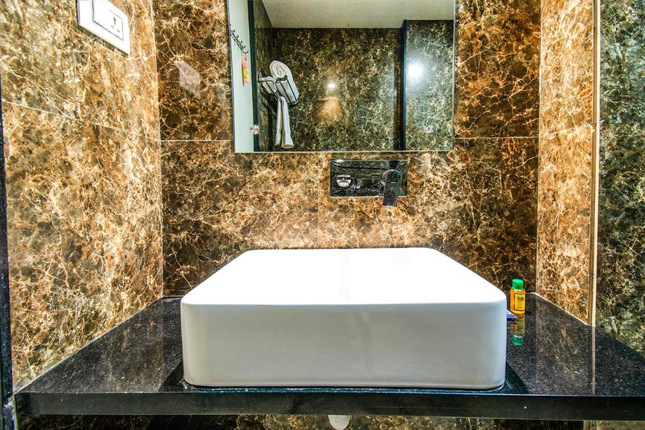 Fabhotel Amrit Greens Indore Airport Εξωτερικό φωτογραφία