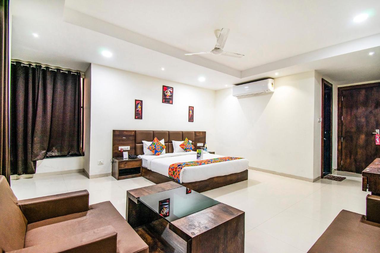 Fabhotel Amrit Greens Indore Airport Εξωτερικό φωτογραφία